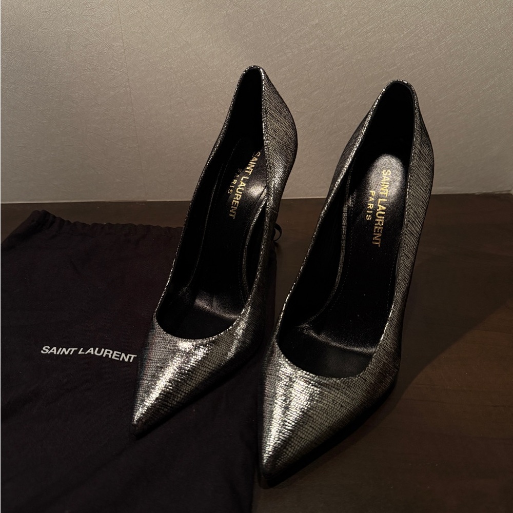 YSL Opyum Silver Metallic Pumps, Size 7.5, Iconic Logo Heel, Saint Laurent Heels